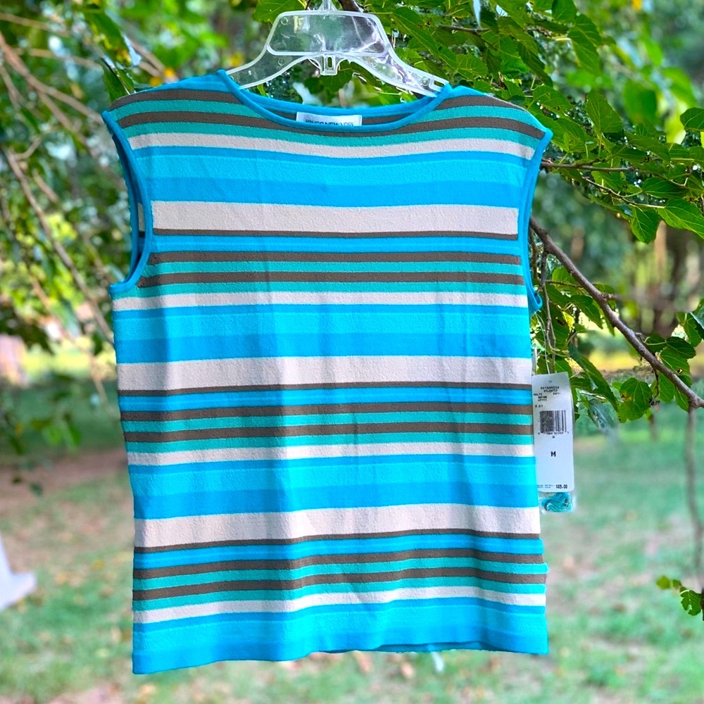 Vintage Jones New York Sleeveless Light Weight Top